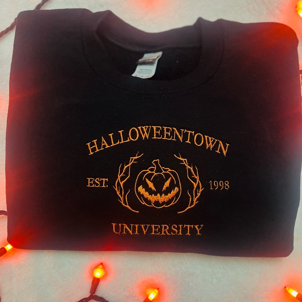 (BRAND NEW) made this Halloween Town inspired embroidered sweater.